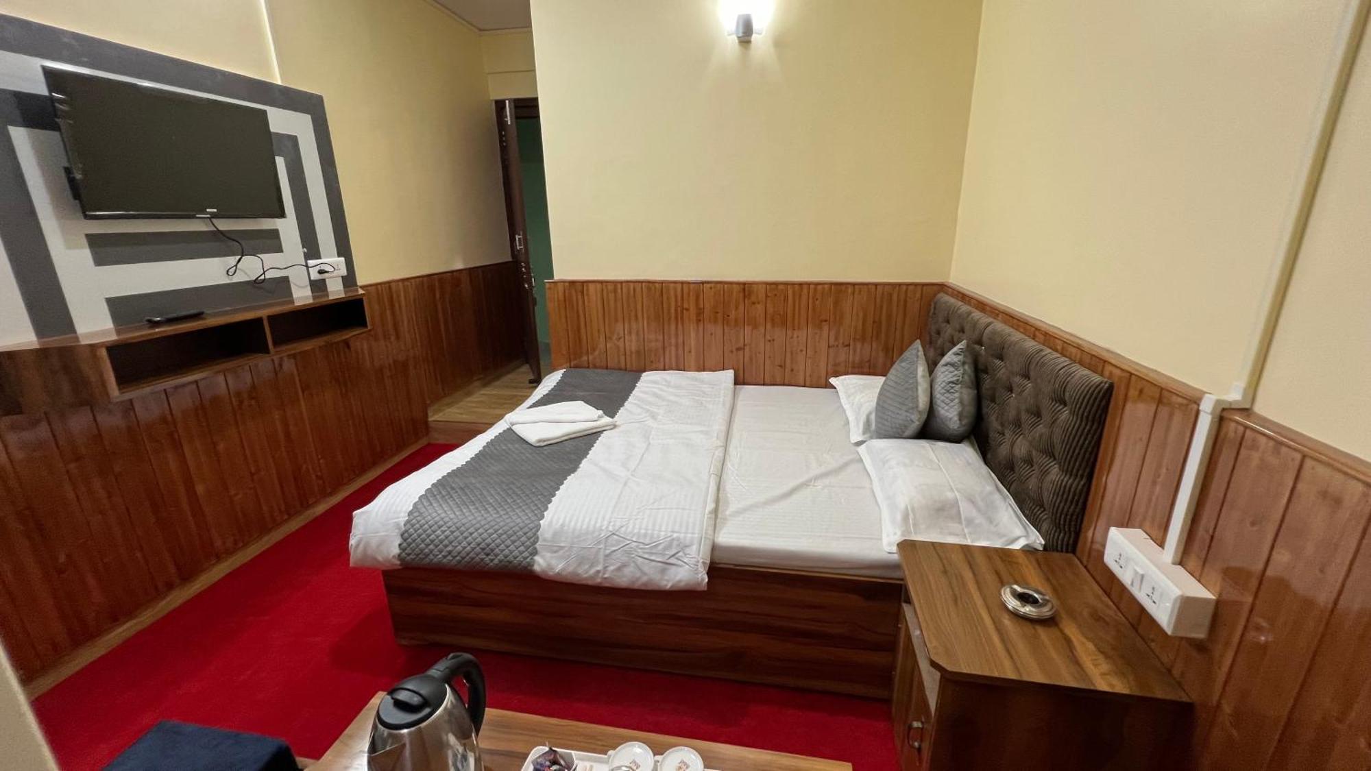 Hotel Hill Top 다르질링 외부 사진